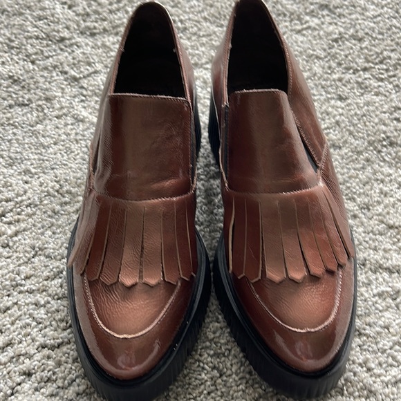 Wonders Fly- platform loafers w/ fringe - Picture 1 of 5